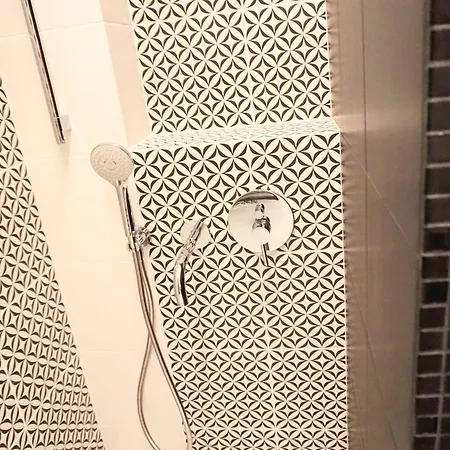 Piekny W Zielonej Dzielnicy Wroclawia * Vratislav