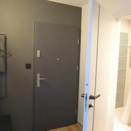 Piekny W Zielonej Dzielnicy Wroclawia * Vratislav