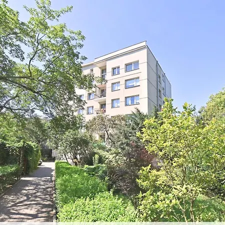 Piekny W Zielonej Dzielnicy Wroclawia Vratislav