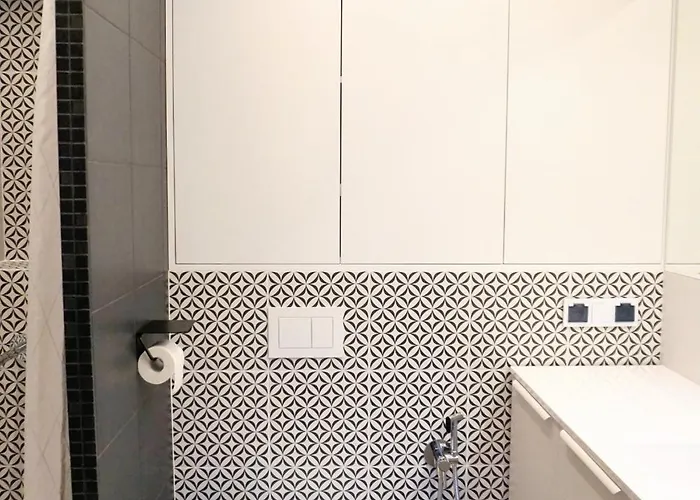 Piekny W Zielonej Dzielnicy Wroclawia